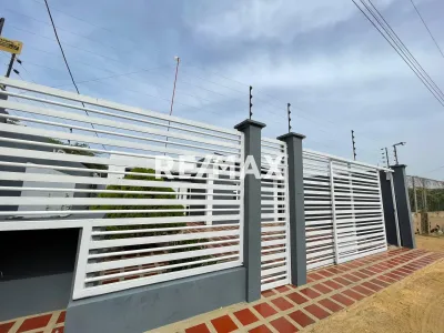 En Venta Casa o TownHouse Guanadito Norte Urb Doña Nicasia 2