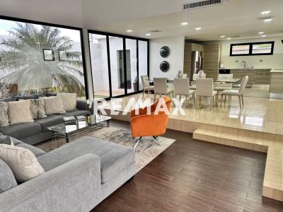 En Venta Casa o TownHouse Guanadito Norte Urb Doña Nicasia 2