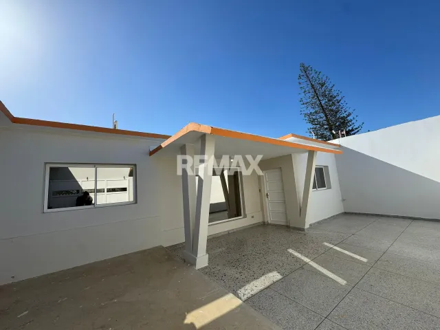 En Venta Casa o TownHouse Calle 9, Judibana, Falcón, 4148, VEN