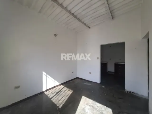 En Alquiler Casa o TownHouse Centro de Punto Fijo, calle Aragón, Municipio Carirubana del Estado Falcon, VEN