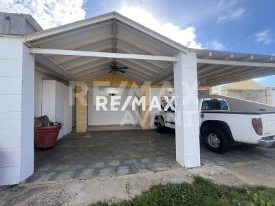 En Alquiler Casa o TownHouse Centro de Punto Fijo, calle Aragón, Municipio Carirubana del Estado Falcon, VEN