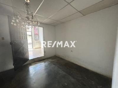 En Alquiler Casa o TownHouse Centro de Punto Fijo, calle Aragón, Municipio Carirubana del Estado Falcon, VEN