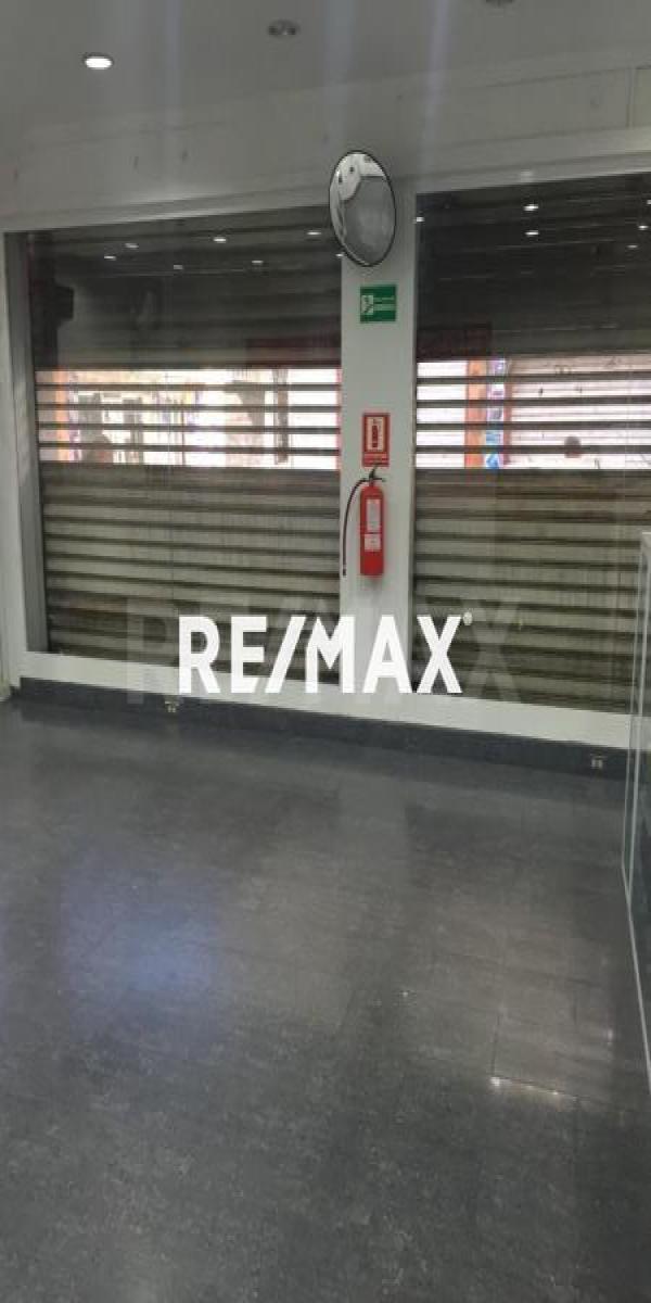 En Venta Edificio Avenida Bolivar, Carirubana, Falcón, 4102, VEN