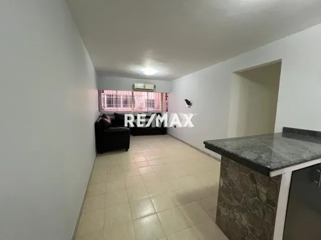 En Alquiler Apartamento Urb Zarabon. Conjunto residencial Balcones 2