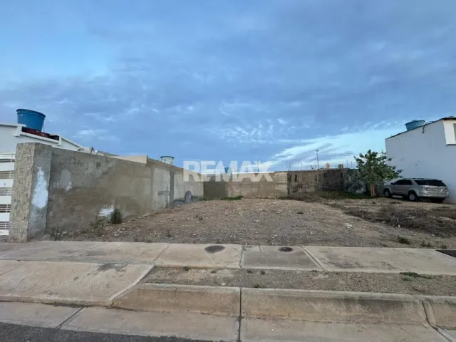 En Venta Terreno y Parcela Puerta Maraven, Cardón, Falcón, 4154, VEN