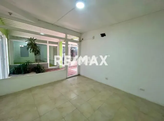 En Alquiler Local Comercial Puerta Maraven, Cardón, Falcón, 4154, VEN