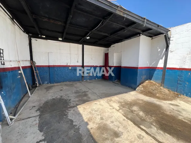 En Alquiler Local Industrial y Galpón AV. Rafael Gonzalez entre calle Tachira y San Jose