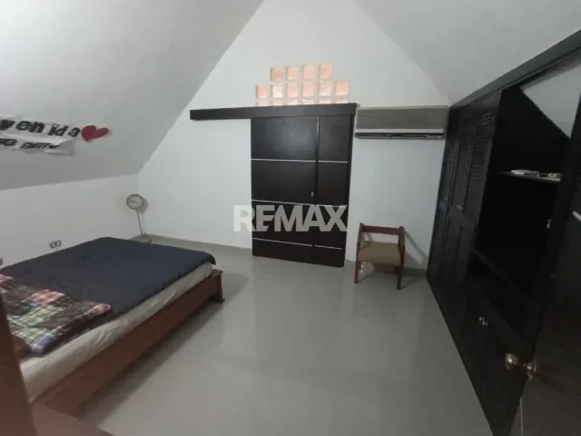 En Venta Casa o TownHouse Urb San Rafael Via Judibana