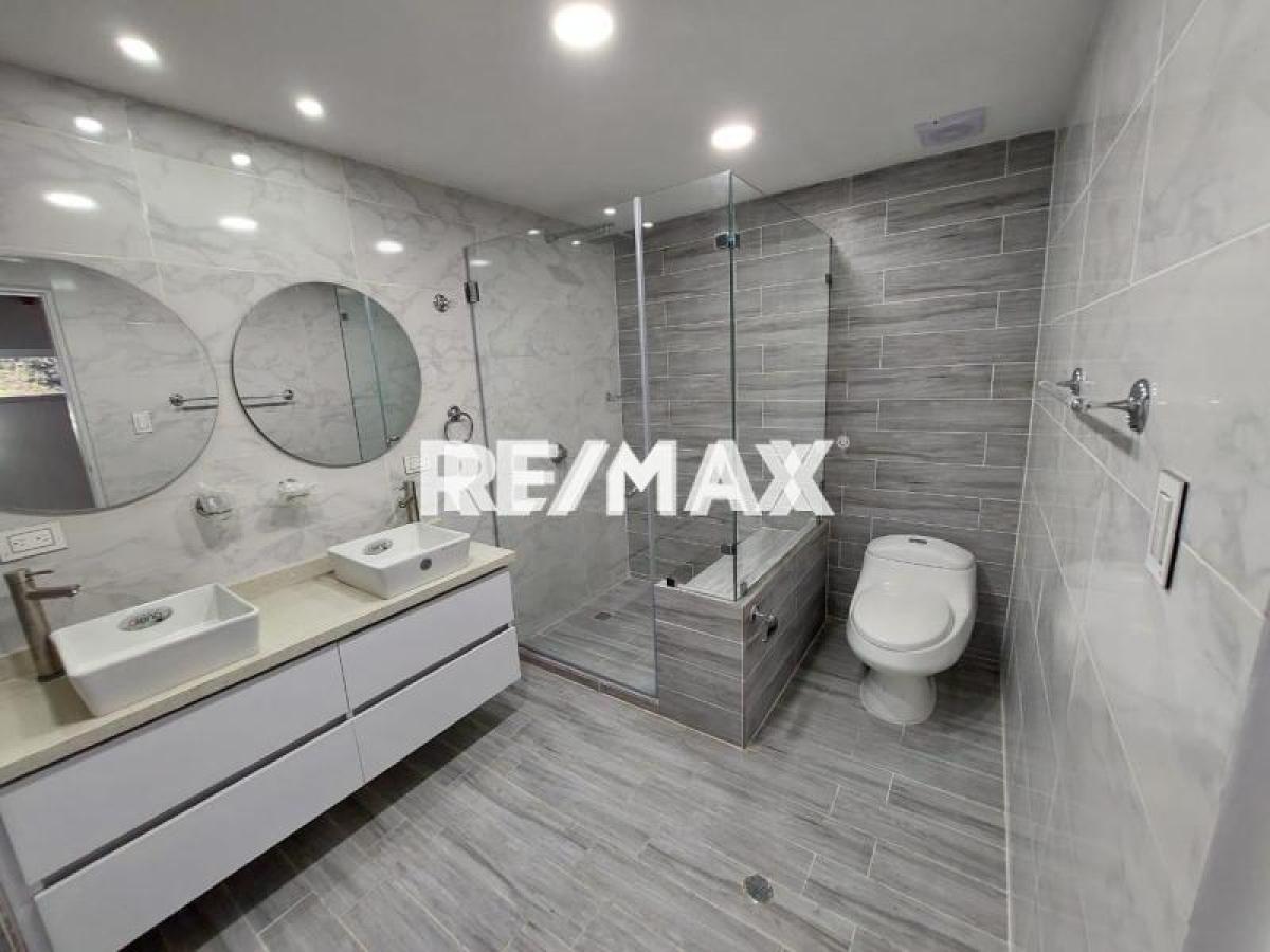 En Venta Casa o TownHouse La Lagunita, Judibana.