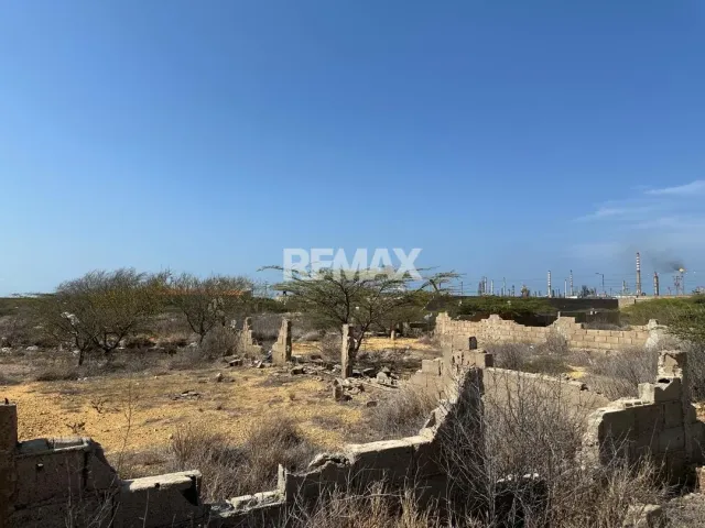 En Venta Terreno y Parcela Puerta Maraven, Cardón, Falcón, 4154, VEN