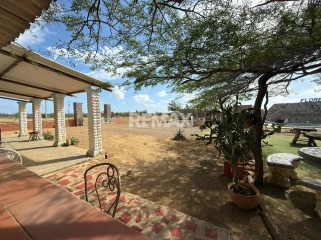 En Venta Hacienda y Finca Municipio Falcon, Jadacaquiva, Sector Las Cejas San Miguel