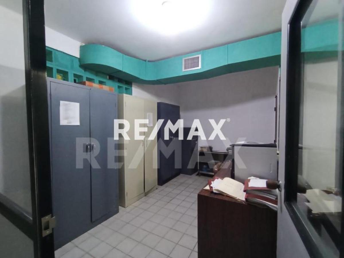 En Alquiler Local Comercial Calle Bolivia, Centro, Punto Fijo, Carirubana, Falcón, 4102, VEN