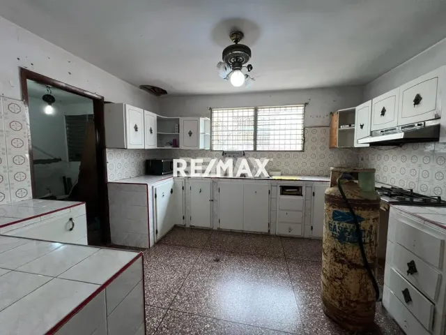 En Venta Casa o TownHouse Urbanizacion Santa Fe Sector los medanos calle los Pinos