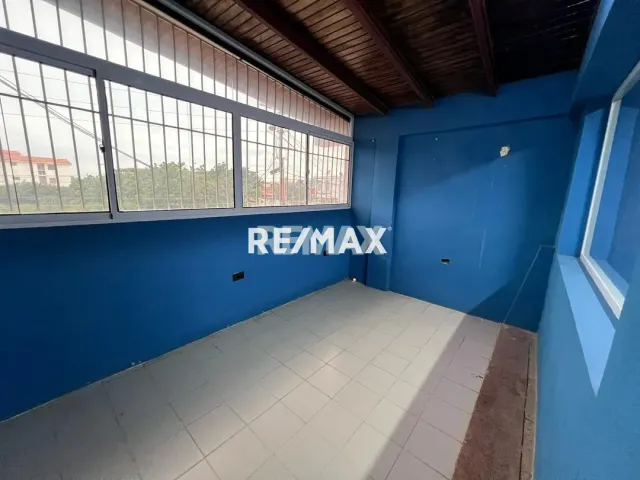 En Venta Casa o TownHouse Urbanizacion Santa Fe Sector los medanos calle los Pinos