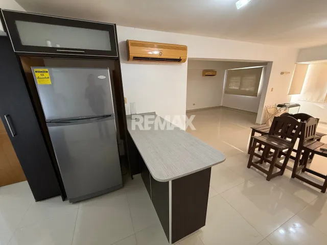 En Alquiler Apartamento Conjunto Residencial San Román - Foto 1