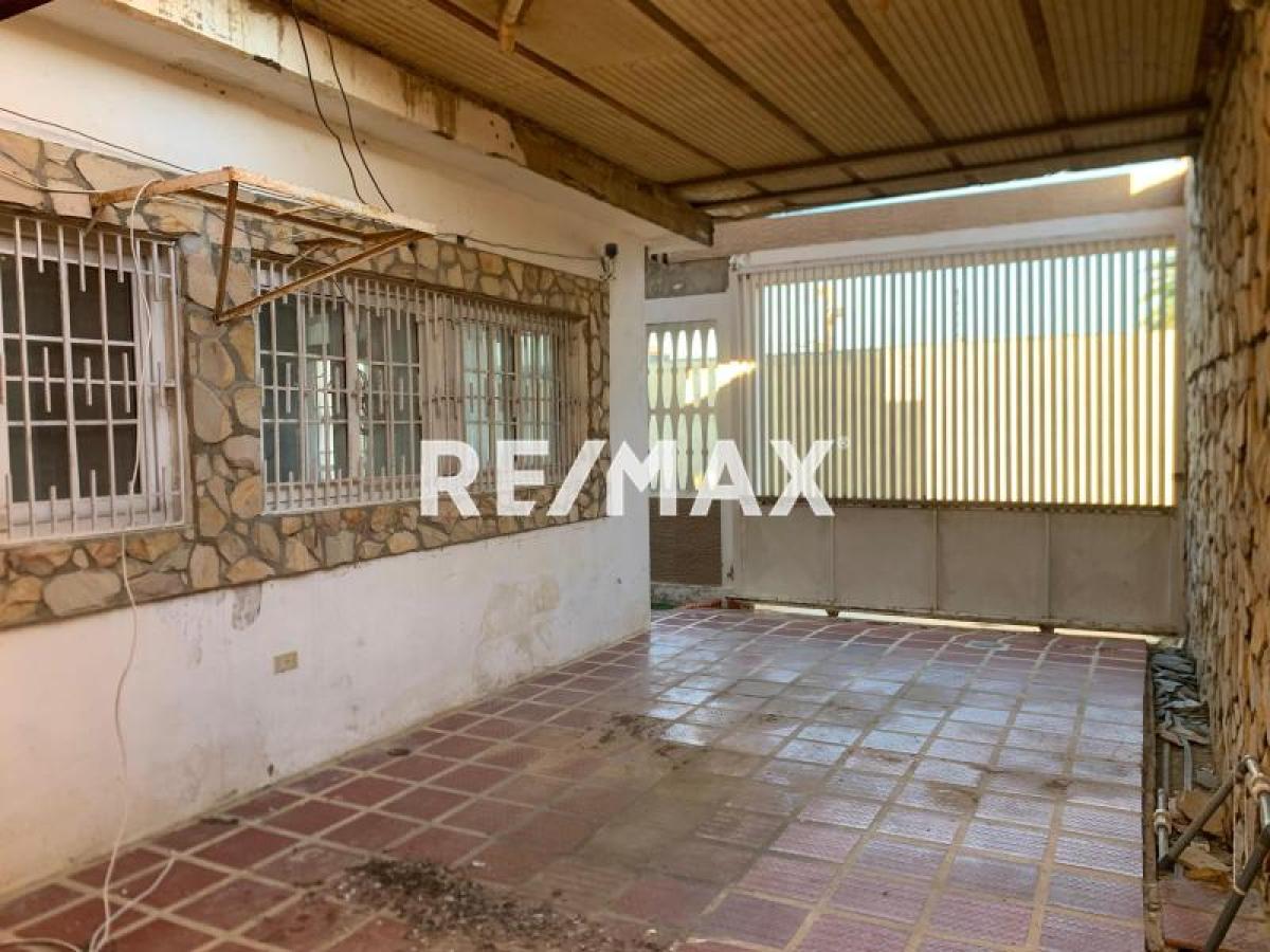 En Venta Casa o TownHouse Urb San Rafael Calle la Victoria Municipio los taques estado Falcón