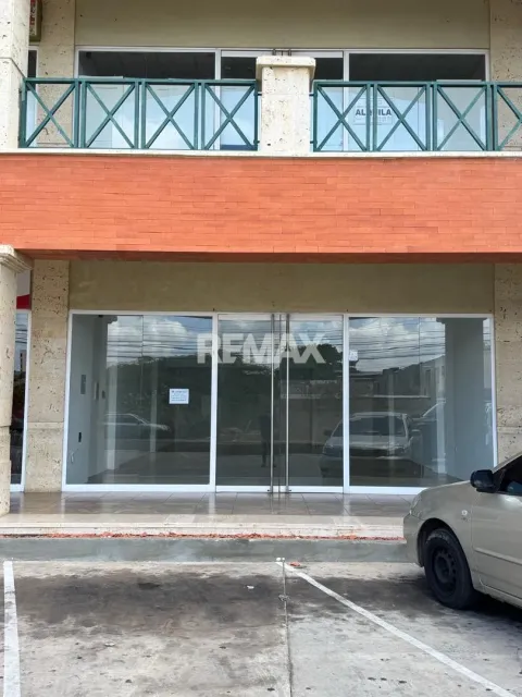 En Alquiler Local Comercial Avenida Girardot, Centro, Punto Fijo, Falcón, 4102, VEN