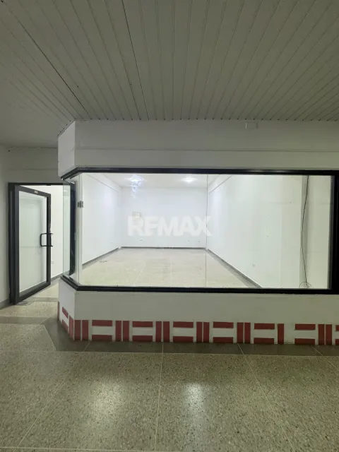 En Venta Local Comercial Carirubana, Punto Fijo, Falcón, 4102, VEN