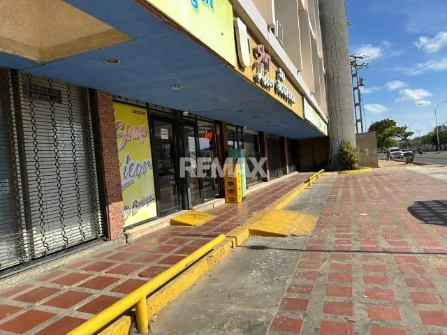 En Alquiler Local Comercial Carirubana, Punto Fijo, Falcón, 4102, VEN