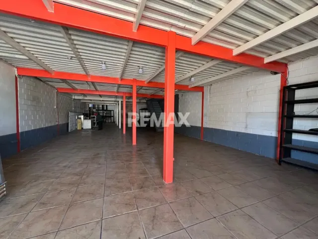 Local Comercial de 500 m² en venta en el centro de Punto Fijo, ideal para negocio - Foto 2