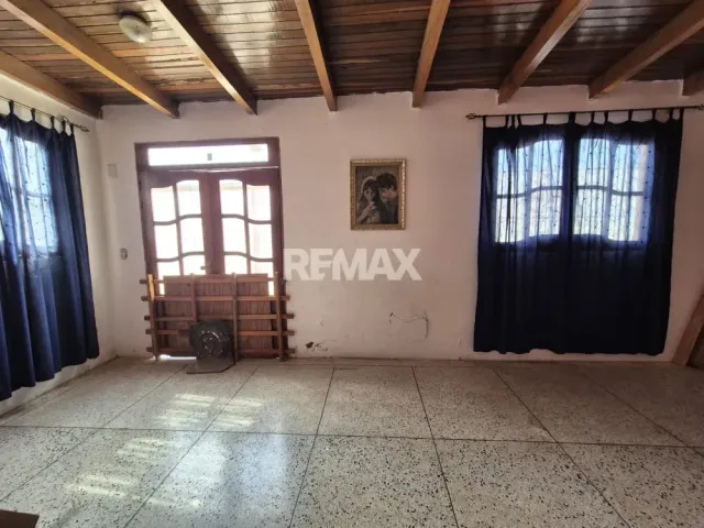 Amplia casa de 6 habitaciones y 4 baños en venta, Guaranao, Punto Fijo - Foto 5