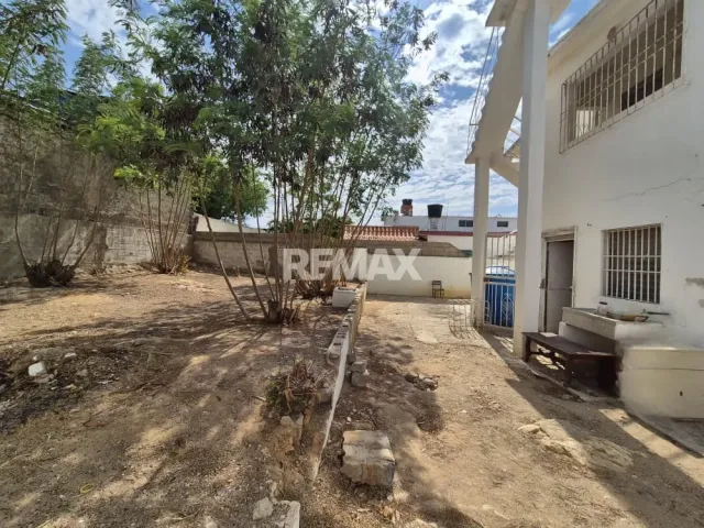 Amplia casa de 6 habitaciones y 4 baños en venta, Guaranao, Punto Fijo - Foto 17