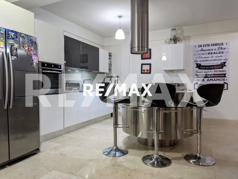 Casa en Venta, Urb. Santa Fe, Punto Fijo, Edo. Falcón.