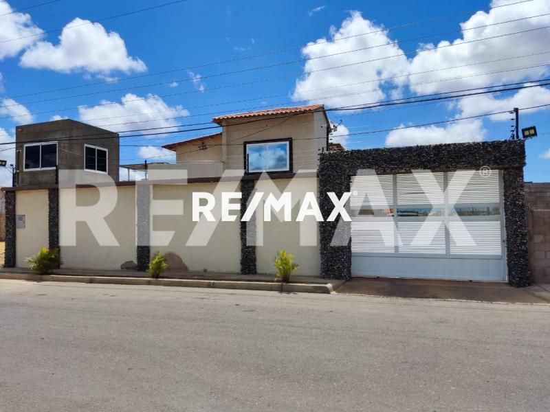 Casa en Venta, Urb. Santa Fe, Punto Fijo, Edo. Falcón.